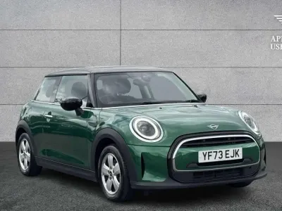Used Mini Cooper Classic 134 HP (98 kW) 2023 Green Hatchback
