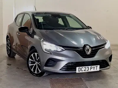 Used Renault Clio Evolution 90 HP (66 kW) 2023 Grey Hatchback