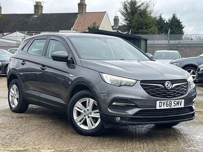 Used Vauxhall Grandland X 130 HP (95 kW) 2018 Grey SUV