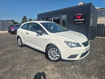 Used Seat Ibiza SOL 2016 White Hatchback