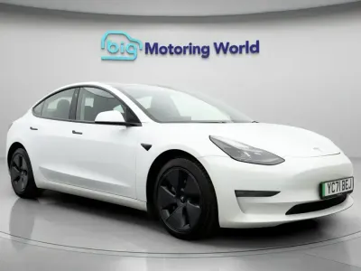 Używany Tesla Model 3 Long Range AWD 366 kW (498 KM) 2021 Biały Sedan/Limuzyna