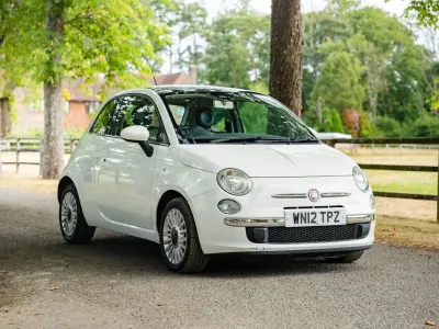 Used Fiat 500 Lounge 69 HP (50 kW) 2012 White Hatchback