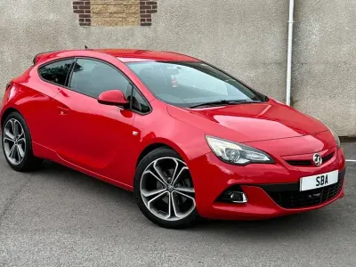 Used Vauxhall Astra GTC Edition 140 HP (102 kW) 2015 Coupe