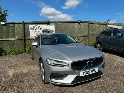 Used Volvo V60 Momentum 150 HP (110 kW) 2019 Silver Estate