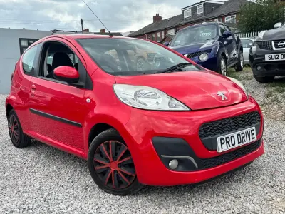 Used Peugeot 107 Active 68 HP (50 kW) 2012 Red Hatchback