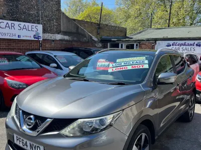 Używany Nissan Qashqai N-TEC 115 KM (84 kW) 2015 Szary SUV
