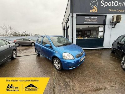 Used Toyota Yaris 85 HP (62 kW) 2003 Blue Hatchback