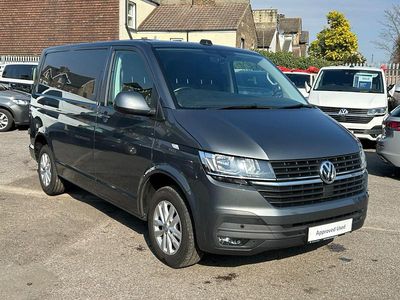 Second-hand VW Transporter Highline 150 CP (110 kW) 2022 Gri Van