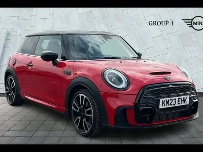 Used Mini Cooper S Premium 176 HP (129 kW) 2023 Red Hatchback
