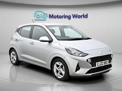 Used Hyundai i10 SE 84 HP (61 kW) 2022 Silver Hatchback