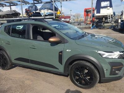 Used Dacia Sandero Extreme 2025 Green Hatchback