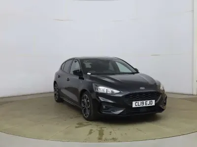 Gebraucht Ford Focus ST-Line X 125 PS (91 kW) 2019 Schwarz Kleinwagen