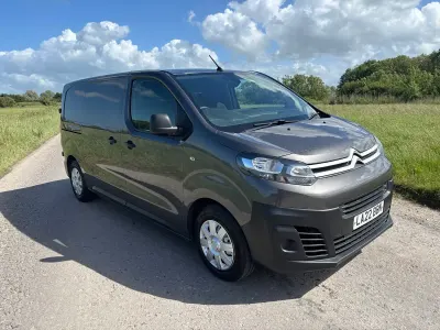Used Citroën Dispatch 100 HP (73 kW) 2022 Grey MPV
