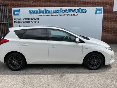 Toyota Auris Hybrid