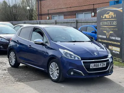Gebraucht Peugeot 208 Allure 2016 Blau Kleinwagen