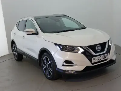 Used Nissan Qashqai N-Connecta 150 HP (110 kW) 2020 White SUV