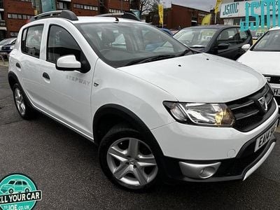 White Used 2014 Dacia Sandero Lauréate Hatchback | £4,650 (Fair price)