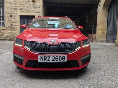 Used Skoda Octavia vRS 184 HP (135 kW) 2017 Red Estate