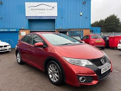 Used Honda Civic SE Plus 120 HP (88 kW) 2016 Red Hatchback