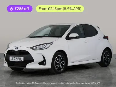 Gebraucht Toyota Yaris Hybrid Design 116 PS (85 kW) 2022 Weiß Kleinwagen