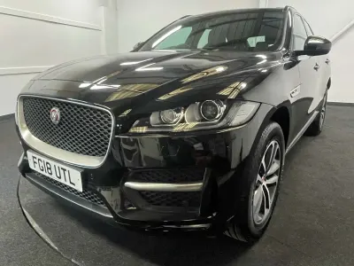 Used Jaguar F-Pace R-Sport 2018 Black SUV