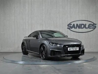 Begagnad Audi TT Black Edition 245 HK (180 kW) 2020 Grå Sportkupé