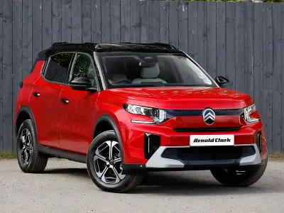 New Citroën C3 Aircross 100 HP (73 kW) 2026 Premium metallic  elixir red with perla nera blac SUV