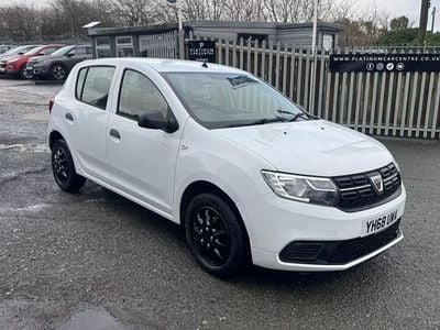 Used Dacia Sandero Essentiel 2018 White Hatchback