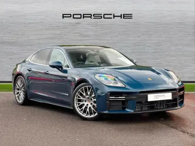 New Porsche Panamera 4 E-Hybrid 470 HP (345 kW) 2026 Blue Hatchback