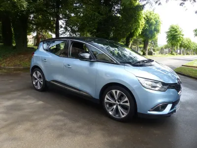 Used Renault Scenic E-Tech Dynamique 130 HP (95 kW) 2017 Blue/black MPV