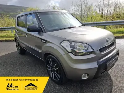 Used Kia Soul 126 HP (92 kW) 2011 Silver SUV