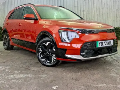 Used Kia e-Niro 150 kW (204 HP) 2022 Orange SUV