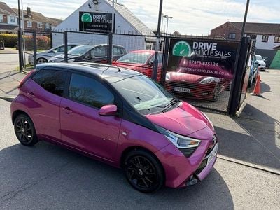 Used Toyota Aygo X-cite 72 HP (52 kW) 2019 Mauve purple Hatchback