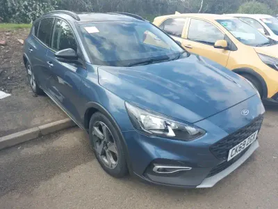 Begagnad Ford Focus Active 120 HK (88 kW) 2020 Blå Halvkombi