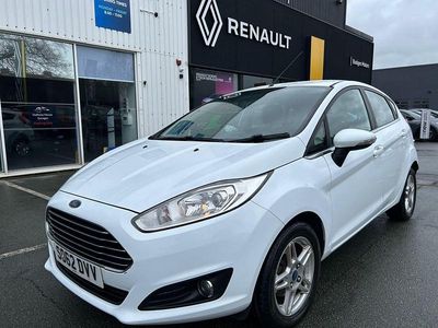 Used Ford Fiesta Zetec 2013 White Hatchback