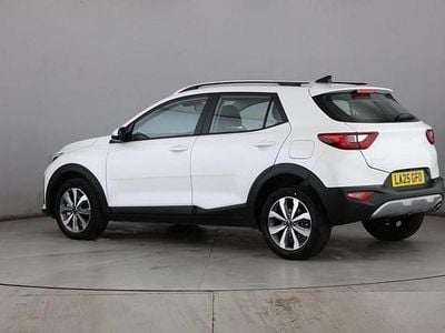 New Kia Stonic 2025 White SUV