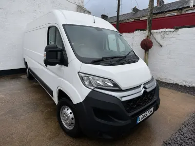 Usado Citroën Relay 140 HP (102 kW) 2019 Branco Van