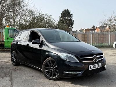 Used Mercedes B200 136 HP (100 kW) 2014 Black MPV