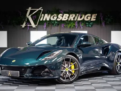 Used Lotus Emira 404 HP (297 kW) 2024 Green Coupe