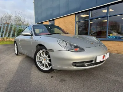 Usado Porsche 911 Carrera 4 2000 Prateado Coupé