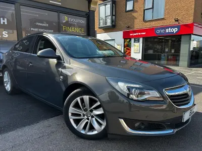 Second-hand Vauxhall Insignia SRi 140 CP (102 kW) 2015 Gri Hatchback