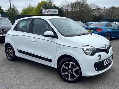 Used Renault Twingo Dynamique 90 HP (66 kW) 2017 White Hatchback