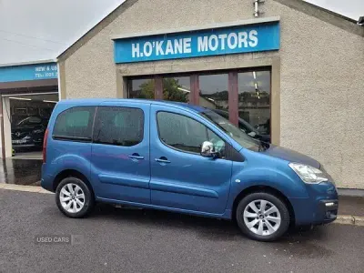 Second-hand Citroën Berlingo Feel 100 CP (73 kW) 2019 Albastru Monovolum