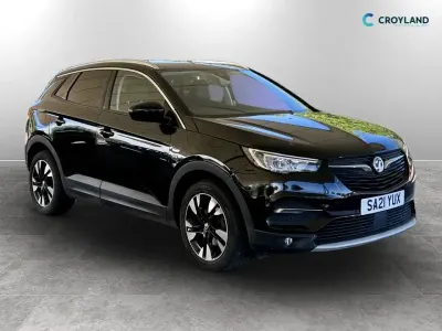 Second-hand Vauxhall Grandland X Edition 130 CP (95 kW) 2021 Negru SUV