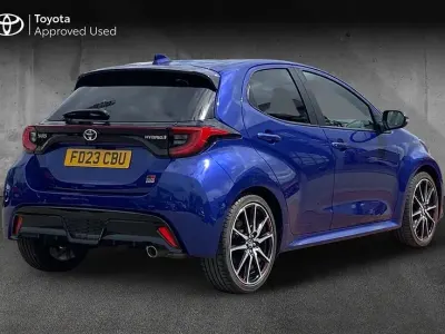 Used Toyota Yaris Sport 114 HP (83 kW) 2023 Galactic blue Hatchback