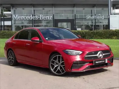 Usado Mercedes C300e AMG Line Premium Plus 255 HP (187 kW) 2024 Vermelho Sedan