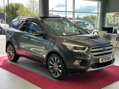 Usado Ford Kuga Titanium X 180 CV (132 kW) 2019 Gris SUV