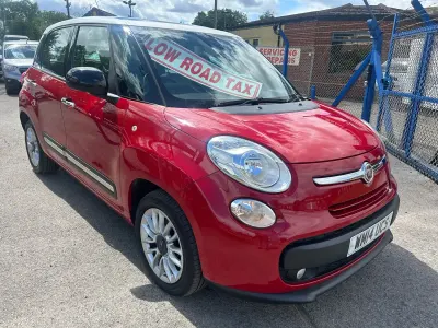 Used Fiat 500L Lounge 2014 Red MPV
