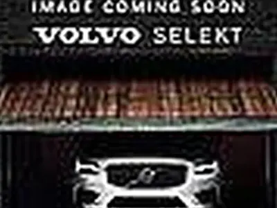 Begagnad Volvo XC90 Core 2023 Grå SUV