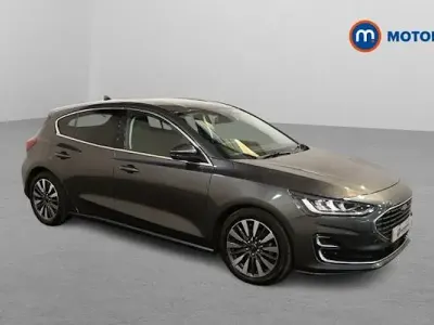 Used Ford Focus Titanium 120 HP (88 kW) 2022 Grey Hatchback